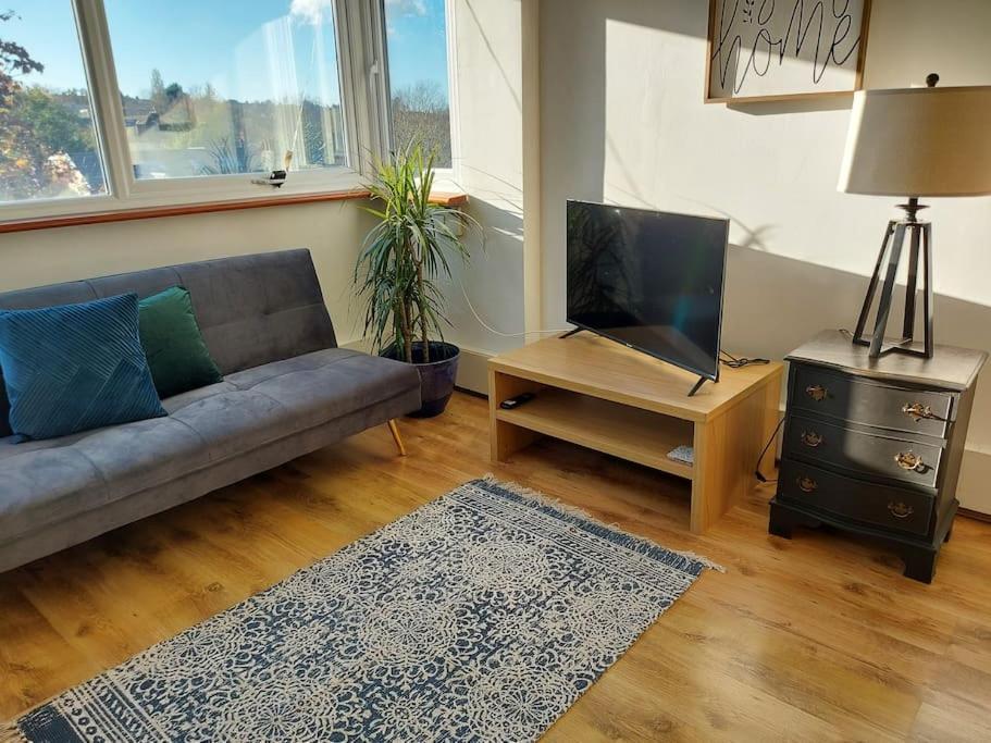 2 Bed Flat, Bounds Green, Piccadilly Line, London N11 Extérieur photo